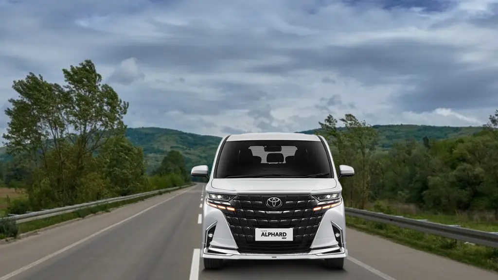 Toyota Alphard.webp