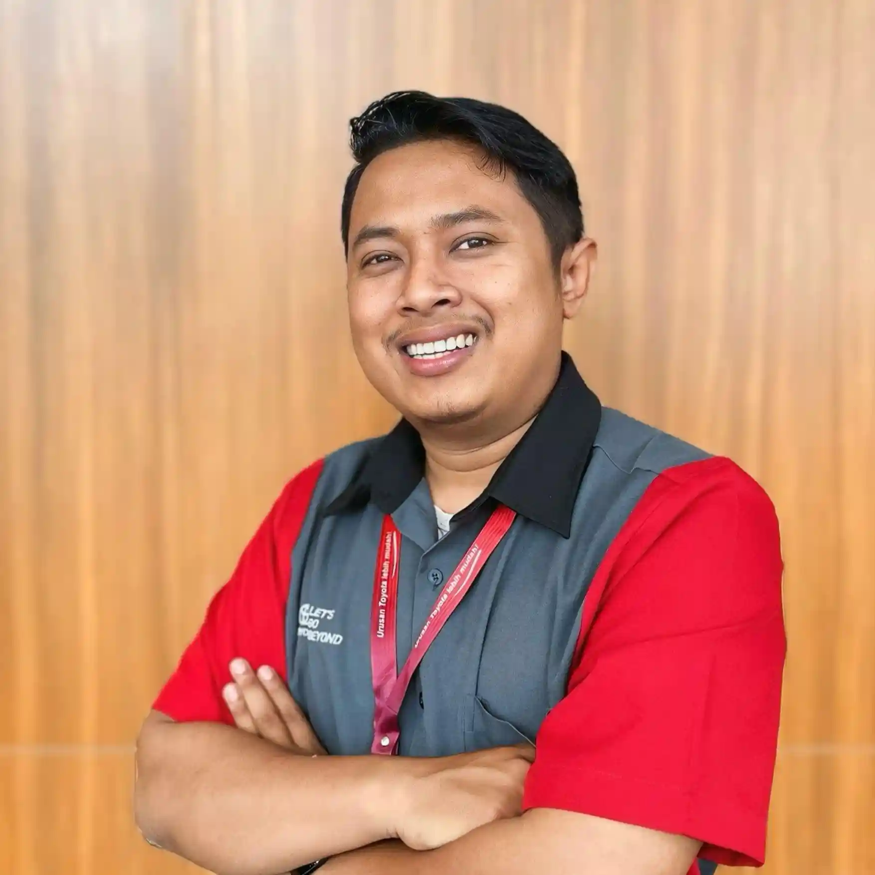 YUSRIL IHZA AKBAR S T