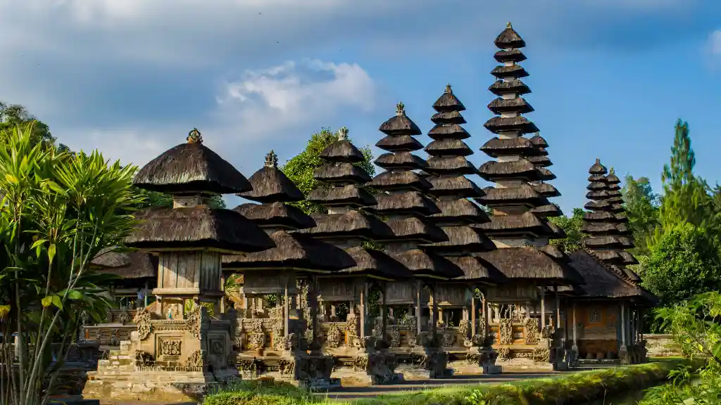surabaya ke bali.webp