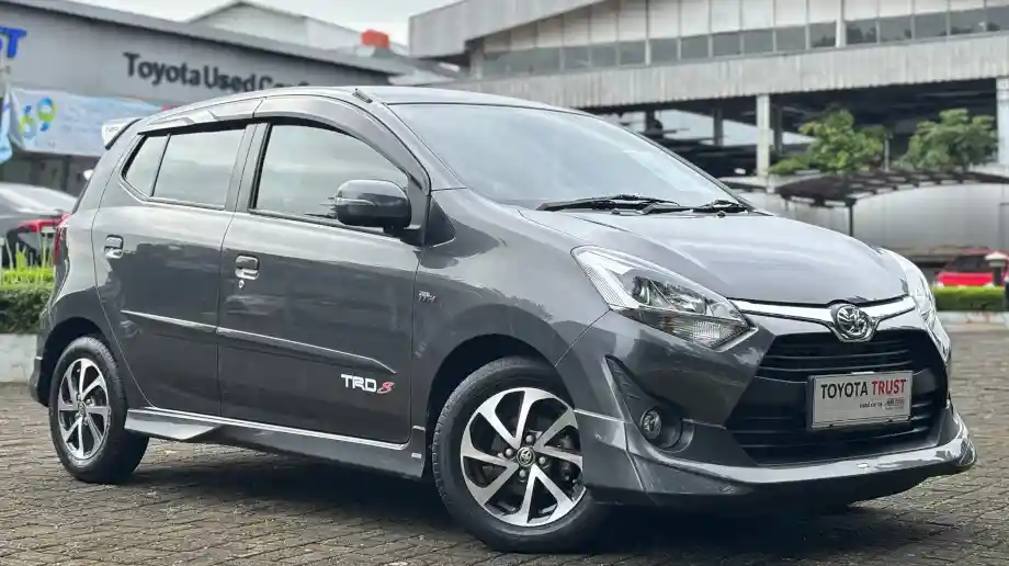 1.TOYOTA AGYA 1.2 G TRD SPORTIVO BENSIN-AT(AGYA) AT 2019