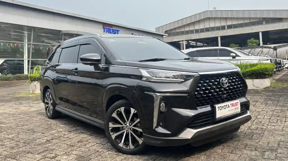 1.TOYOTA AVANZA 1.5 VELOZ Q BENSIN-AT(AVANZA) AT 2021