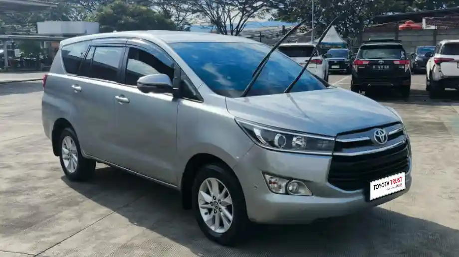 1.TOYOTA KIJANG INNOVA 2.4 V SOLAR-AT(KIJANG INNOVA) AT 2018