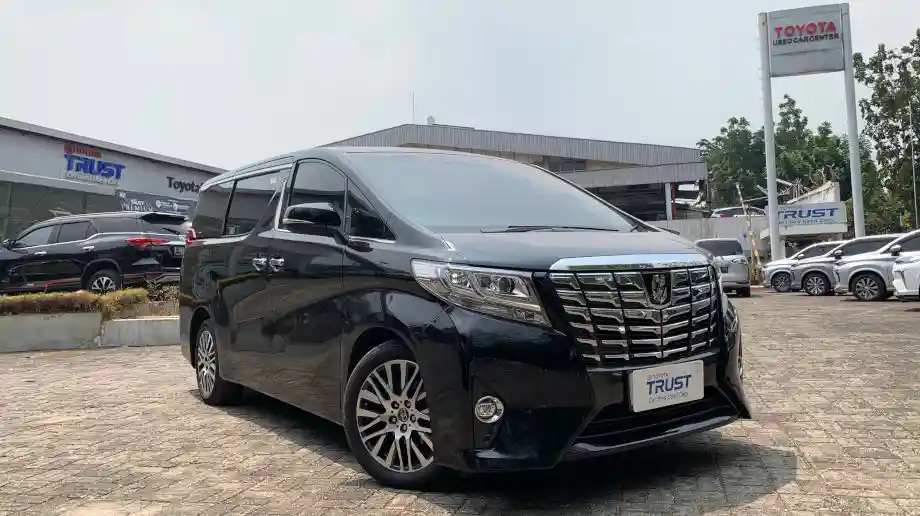 1.TOYOTA ALPHARD G (ALPHARD) AT 2017