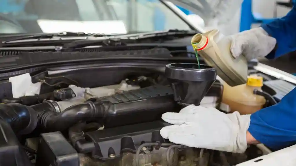 oli transmisi matic.webp