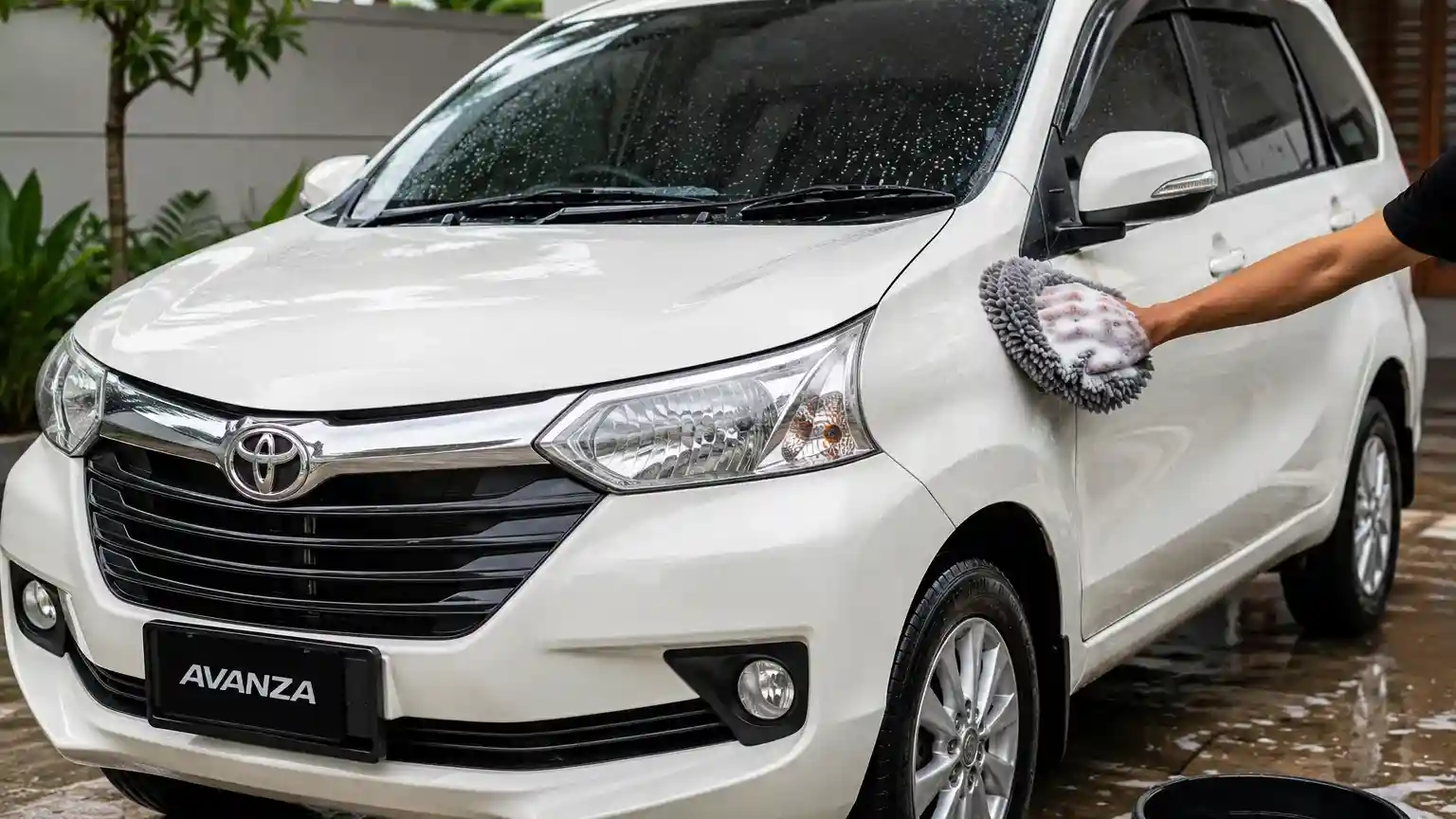 Cara merawat mobil putih agar tidak cepat menguning