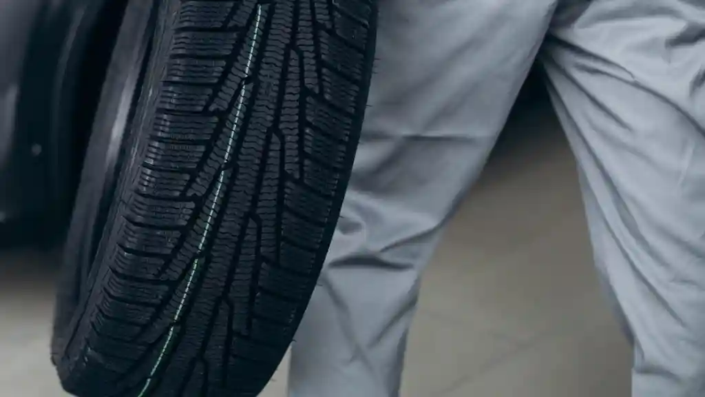 portable tire inflator.webp